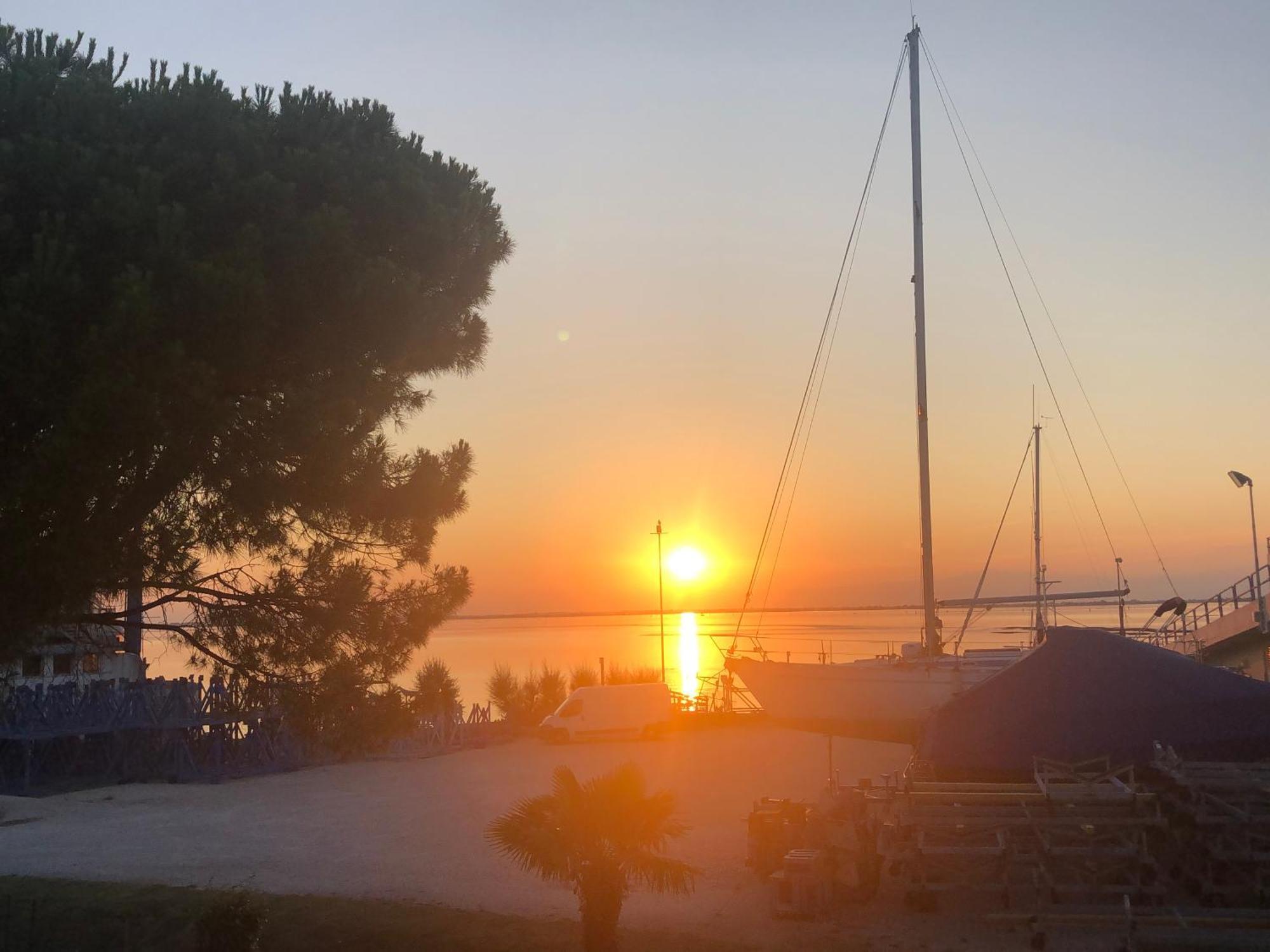 Marine House Apartment Lignano Sabbiadoro Ngoại thất bức ảnh